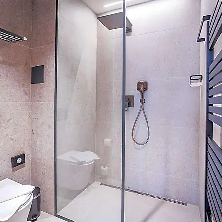 Hotel Magnetit Sumava 4*